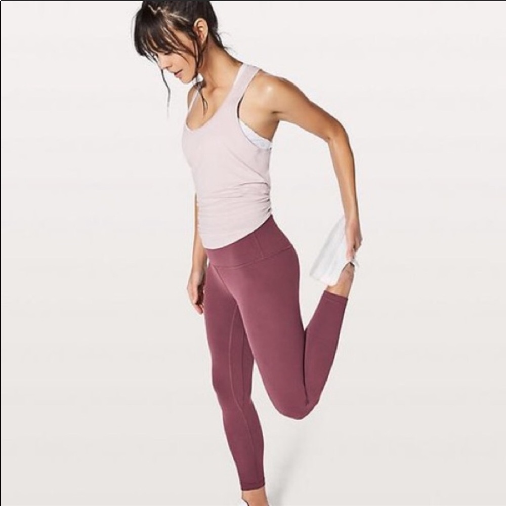 Lululemon | RARE Align sz 4 — So Merlot